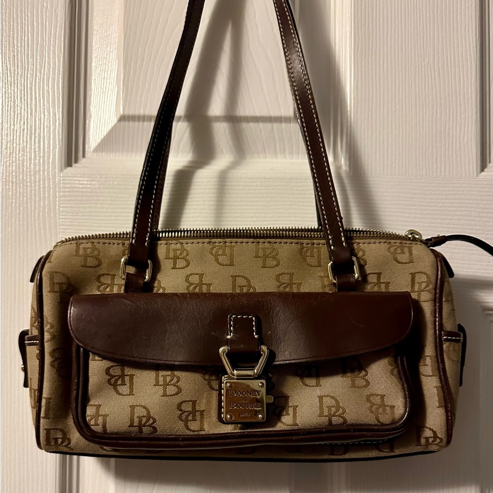 Dooney & Bourke
